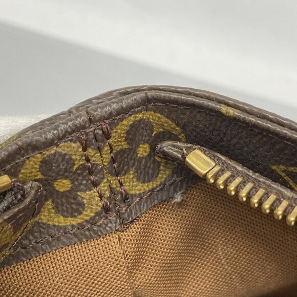 LOUIS VUITTON Brown Monogram Piano Tote Bag - Picture 9 of 10